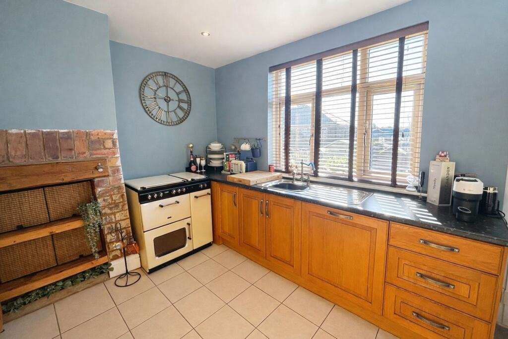 Delph Terrace, Bradford photo 5