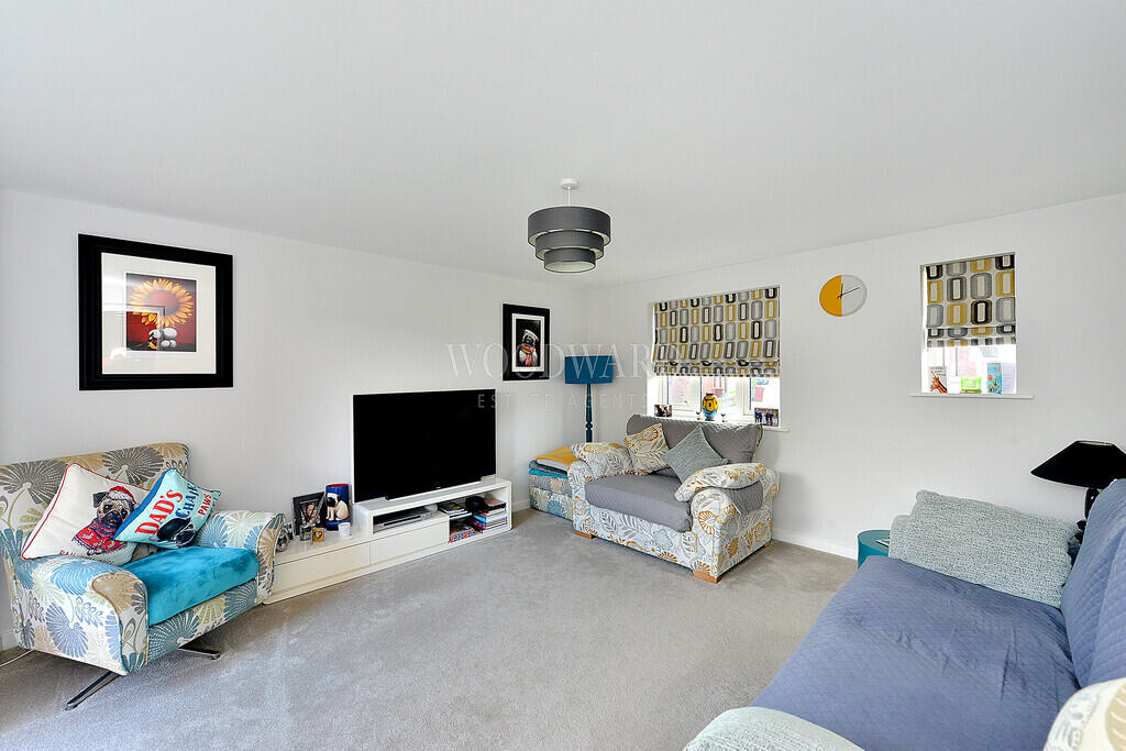 Hazelwood Close, Tibshelf photo 2