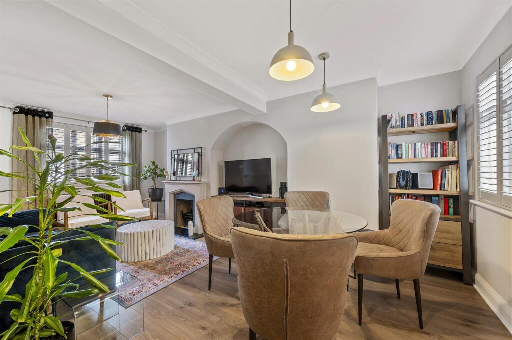 House in London - View 5