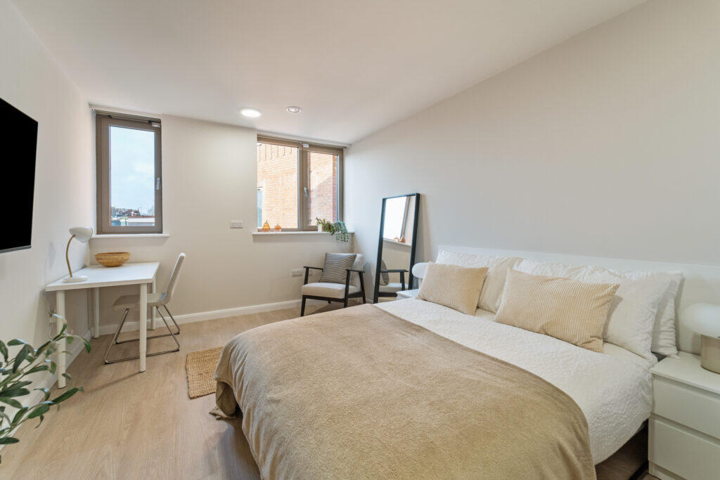 Main image of property: Southgate , Selly Oak, Birmingham , B29 7BH