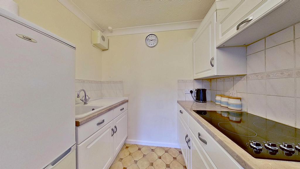 Oakland Court, Kings Road, Herne Bay, CT6 5RL photo 4