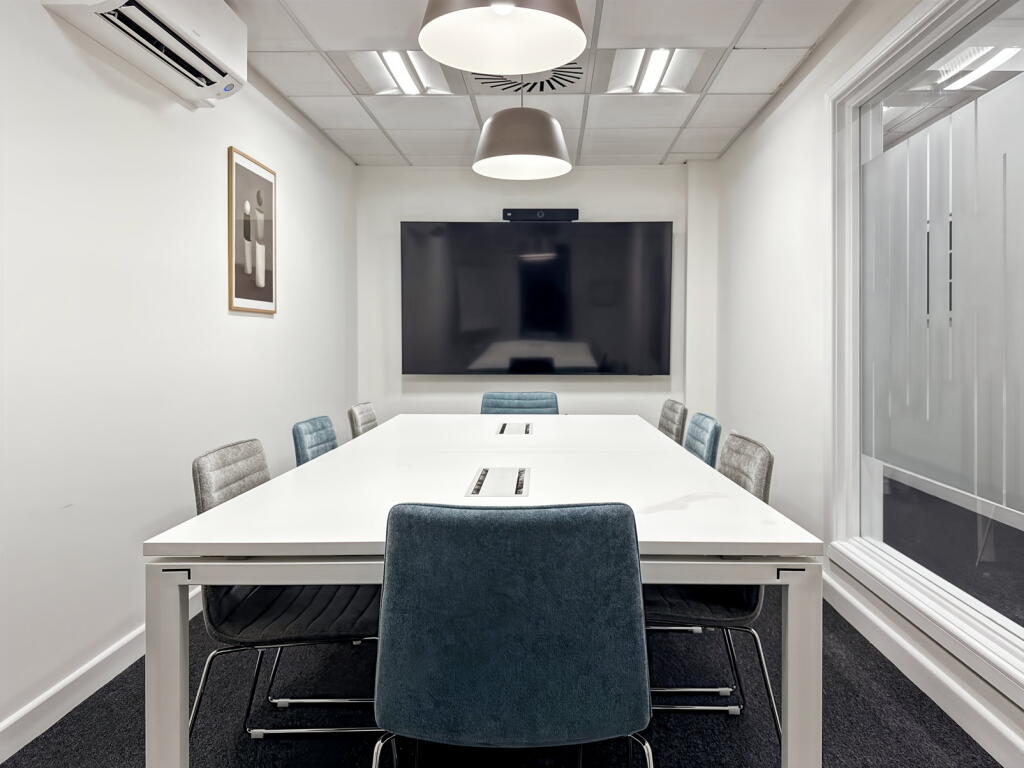 Photo 6