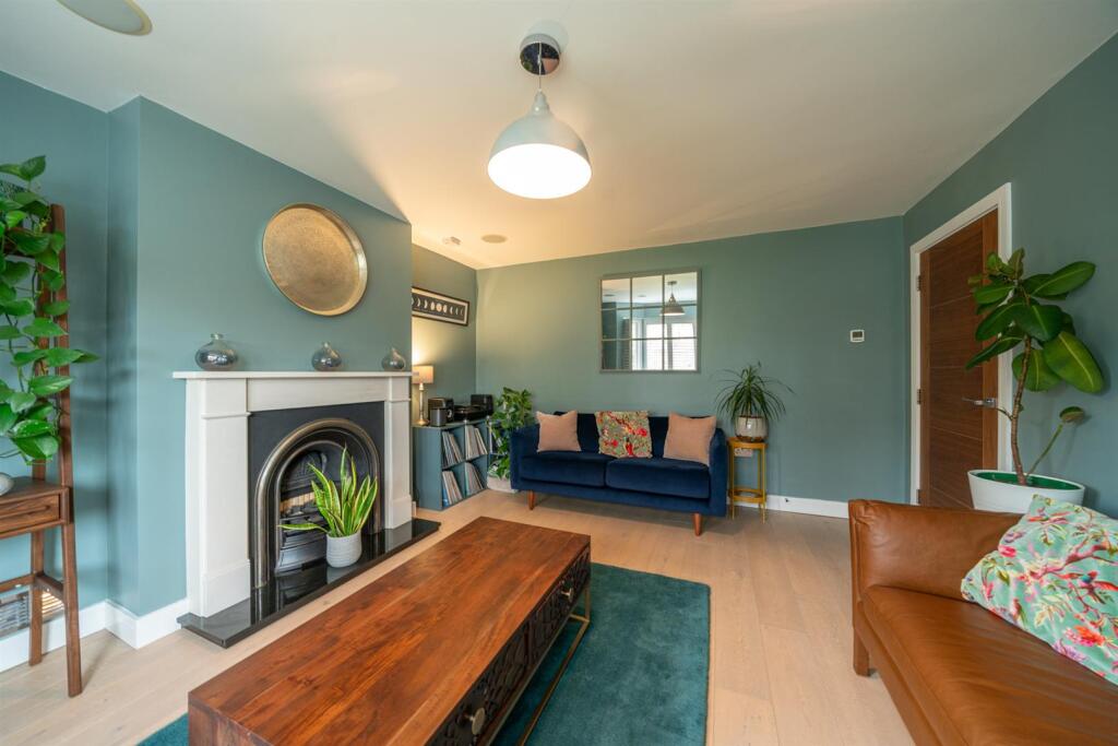 House in St Albans, King Harry Park, St Stephens - View 5