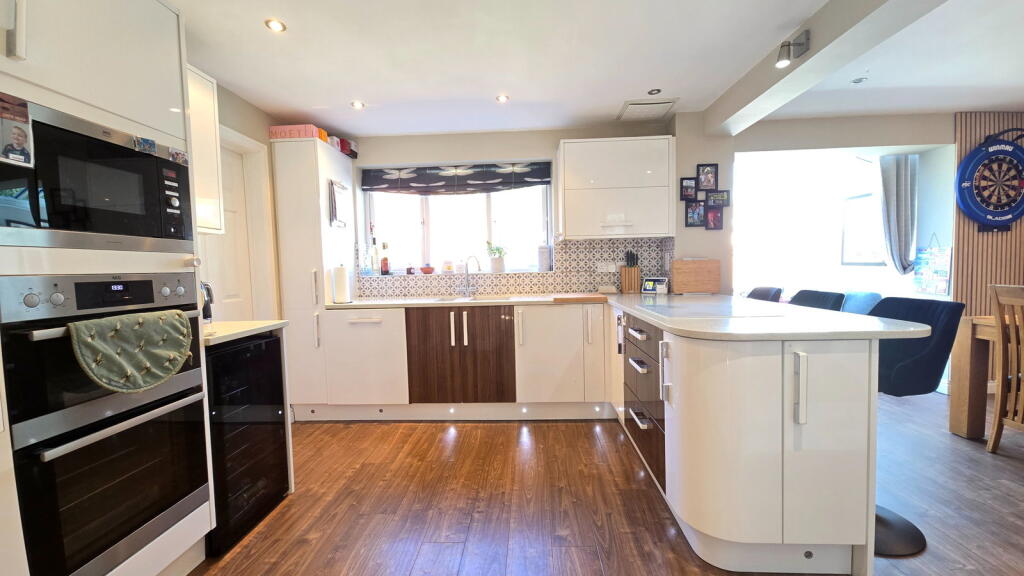 Mandarin Drive, Newbury, RG14 7WE photo 4