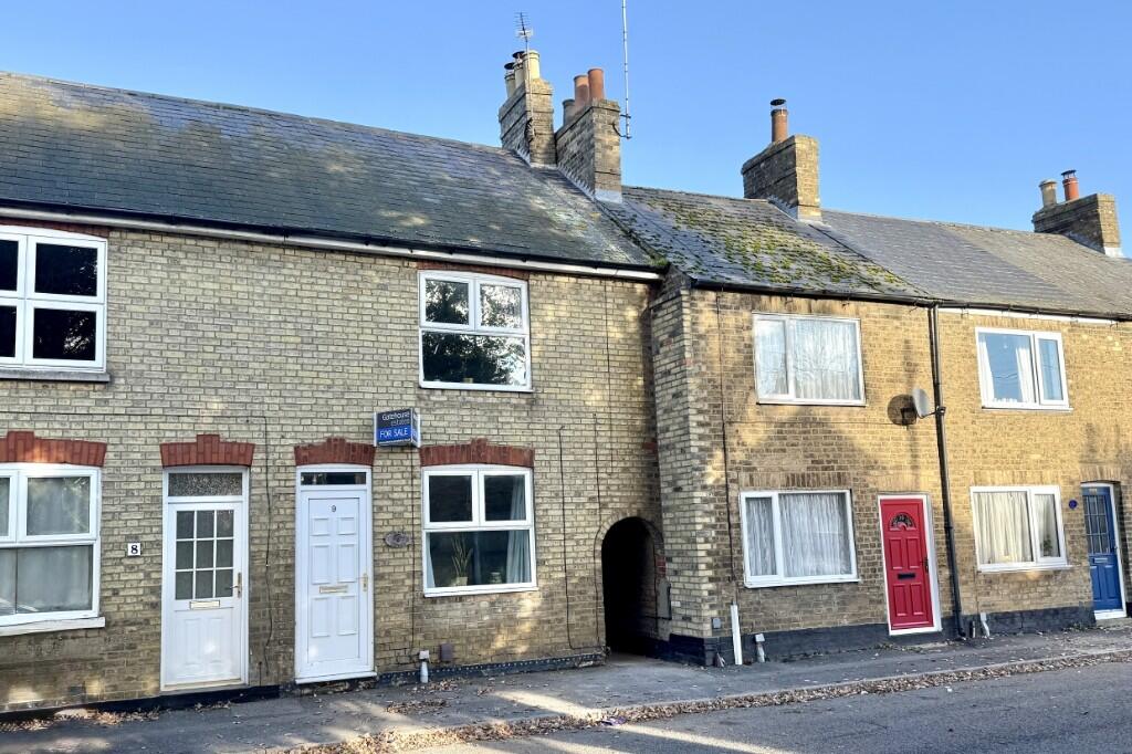 Main image of property: 9 Cambridge Road, Godmanchester, Cambridgeshire. PE29 2BW