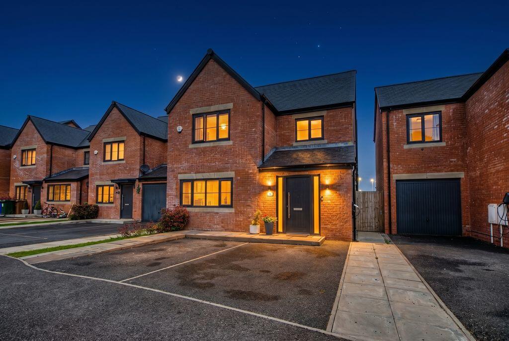 Main image of property: St. Pauls Close, Heywood, OL10 3FZ