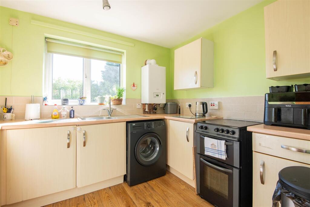 House in Preston - View 3