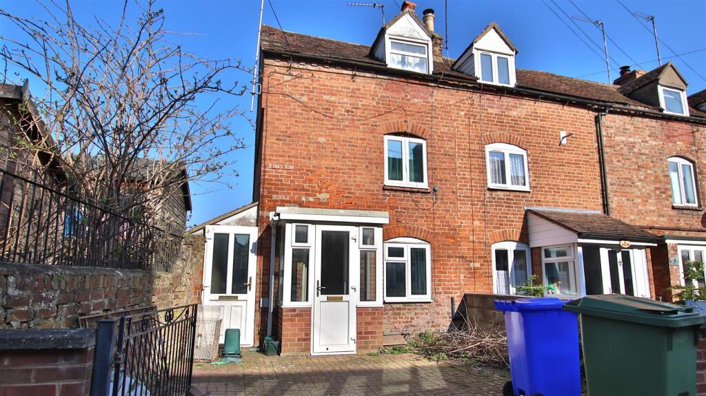Main image of property: Jeynes Row, Tewkesbury
