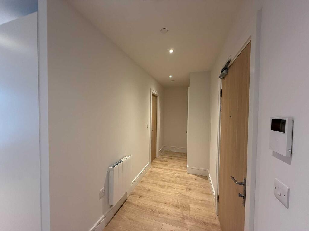 Apartment in London - More