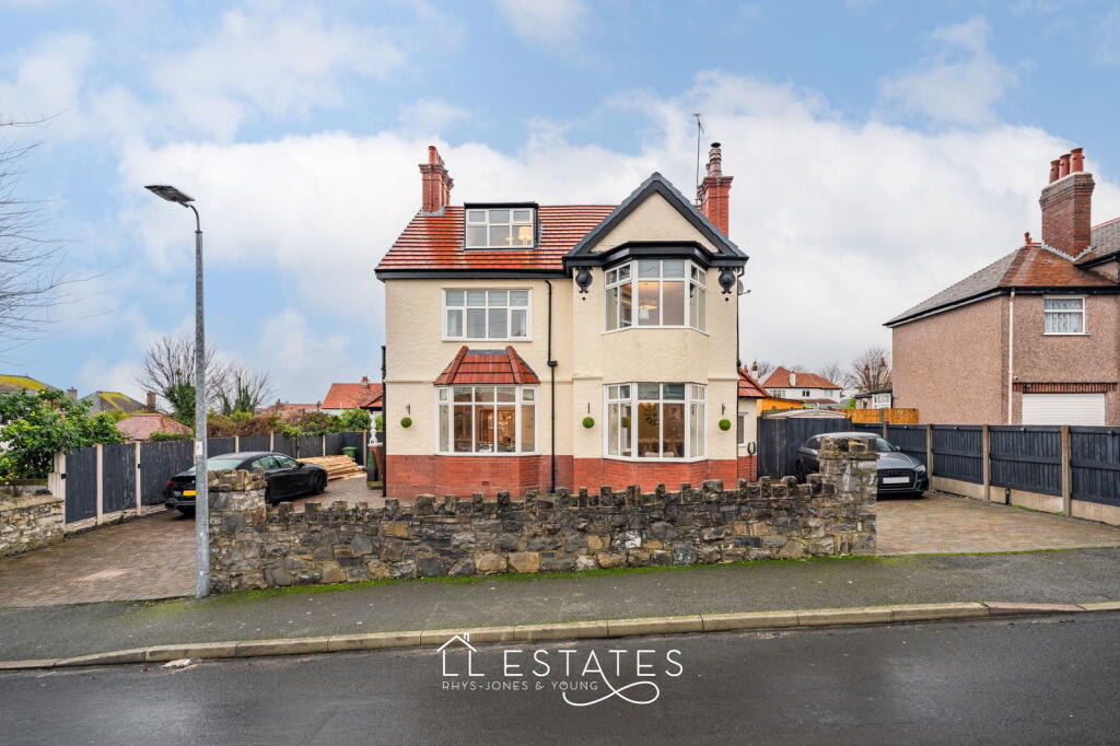 Main image of property: Aberconway Road, Prestatyn, LL19 9HH