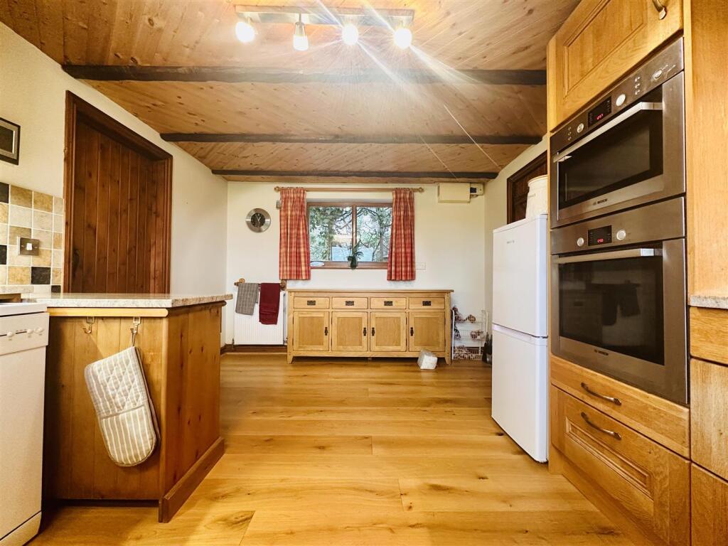 Additional image 8 of Barrow Causeway, Bleadney, Wells