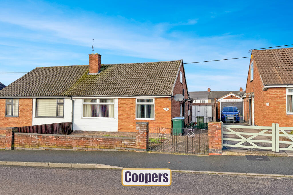 2-bed semi-detached on Wroxall Drive, Willenhall, CV3, £180,000
