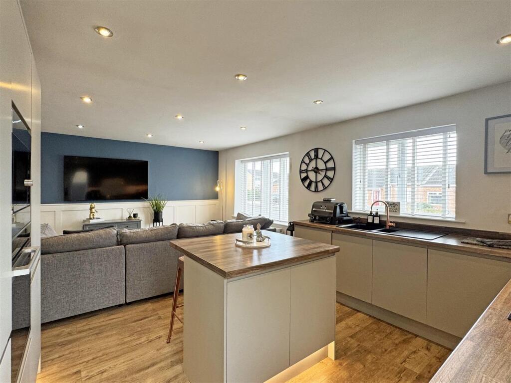 House in Yarm, Stockton-on-Tees - View 2