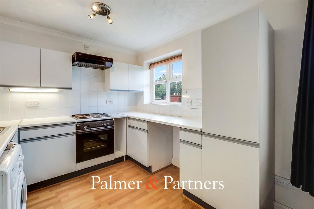 Apartment in Chelmsford, Chelmer Village, Chelmer - View 4