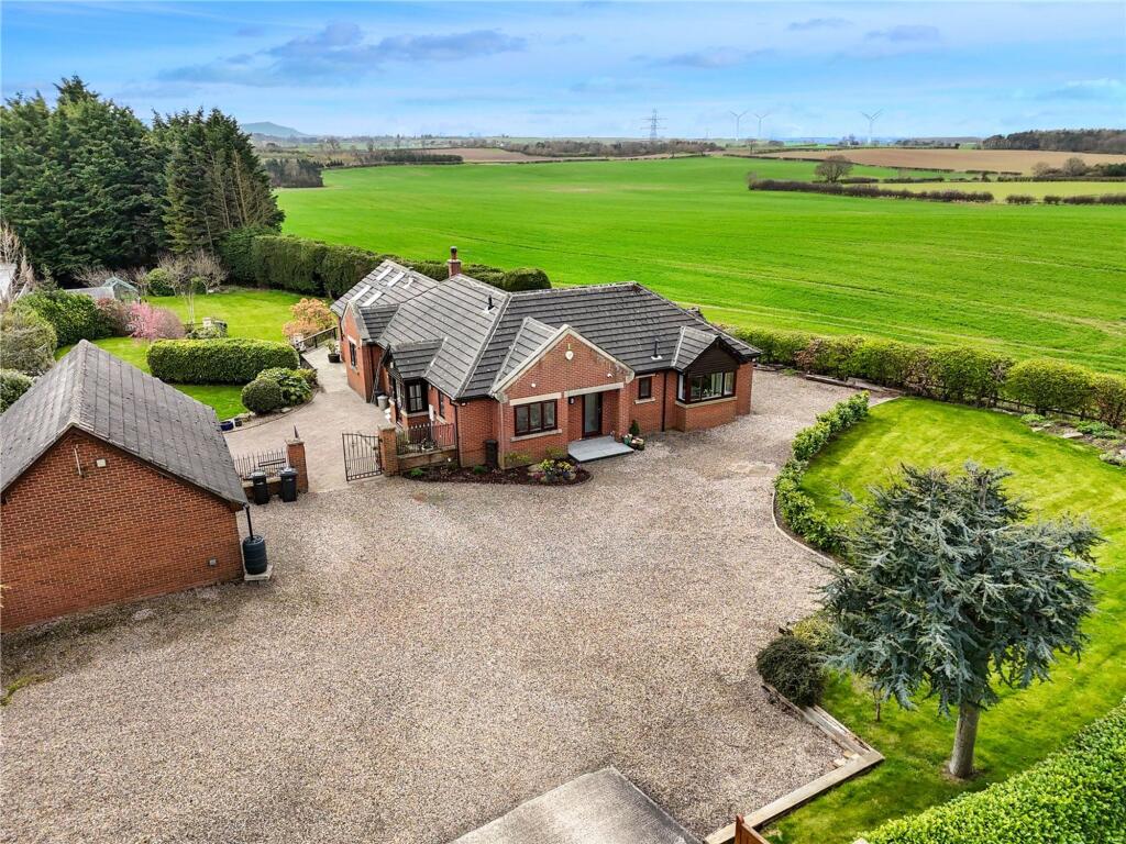 3-bed detached on Stokesley Road, Hemlington, TS8, £595,000