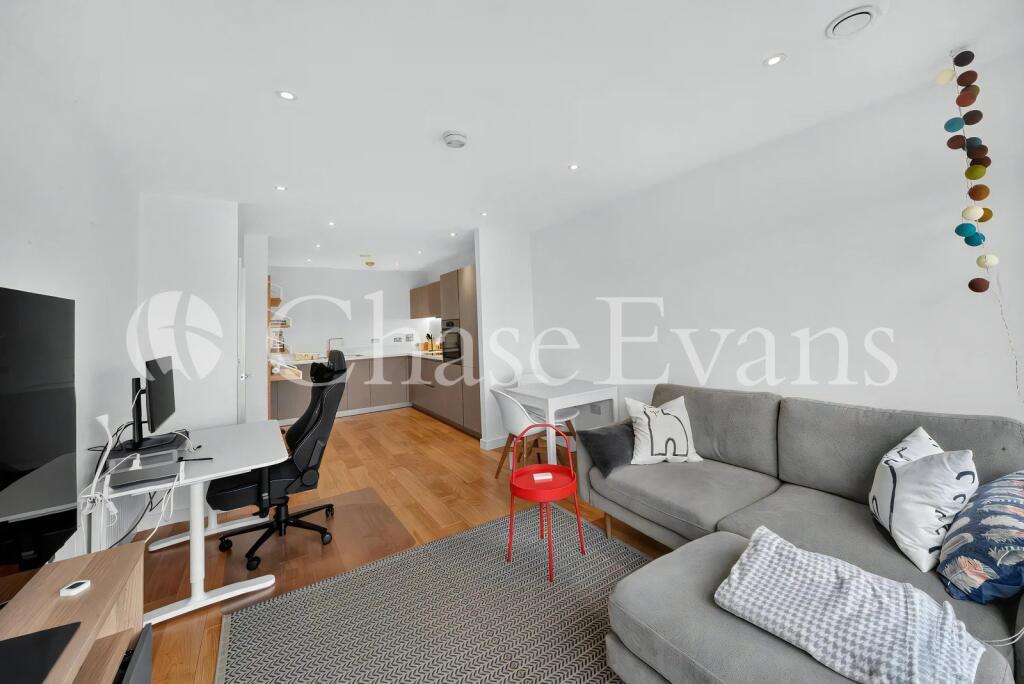 Apartment in London - View 5