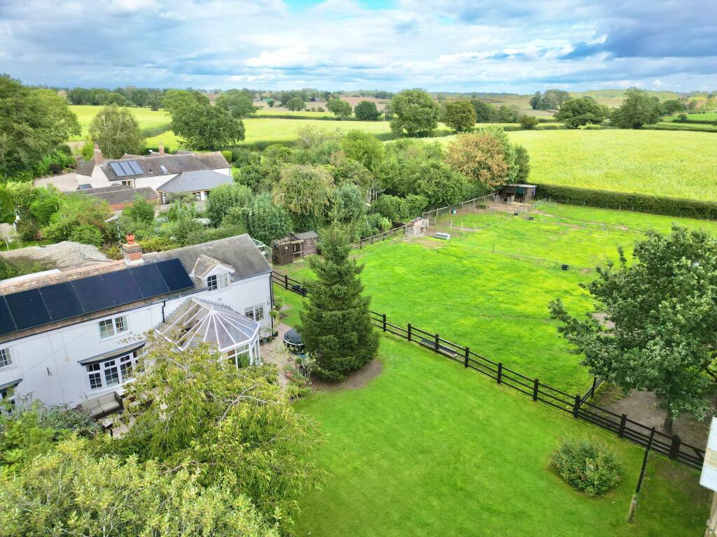 House in Stafford, Gnosall - View 4