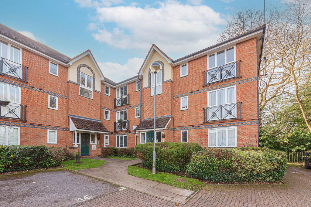 Main image of property: Shaw Park, Crowthorne, Berkshire