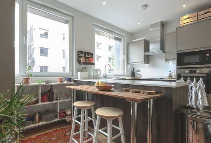 Main image of property: Kenham House, Wilder Street, Bristol