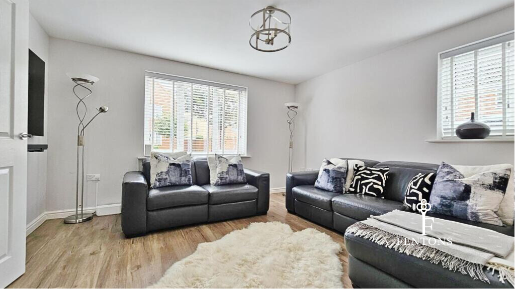 Ken Gatward Close, Frinton-on-Sea photo 5