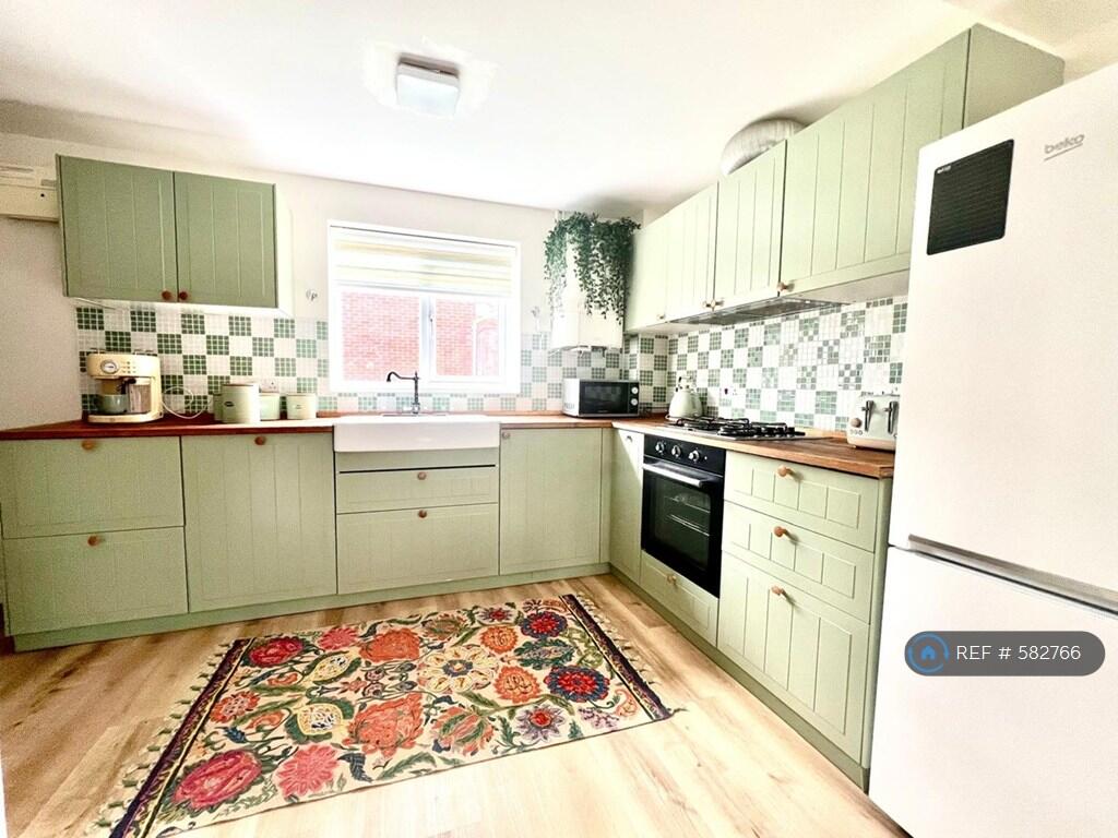 Main image of property: Mottram Road, Hyde, SK14