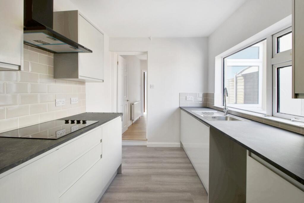 House in Dartford, Swanscombe - View 2