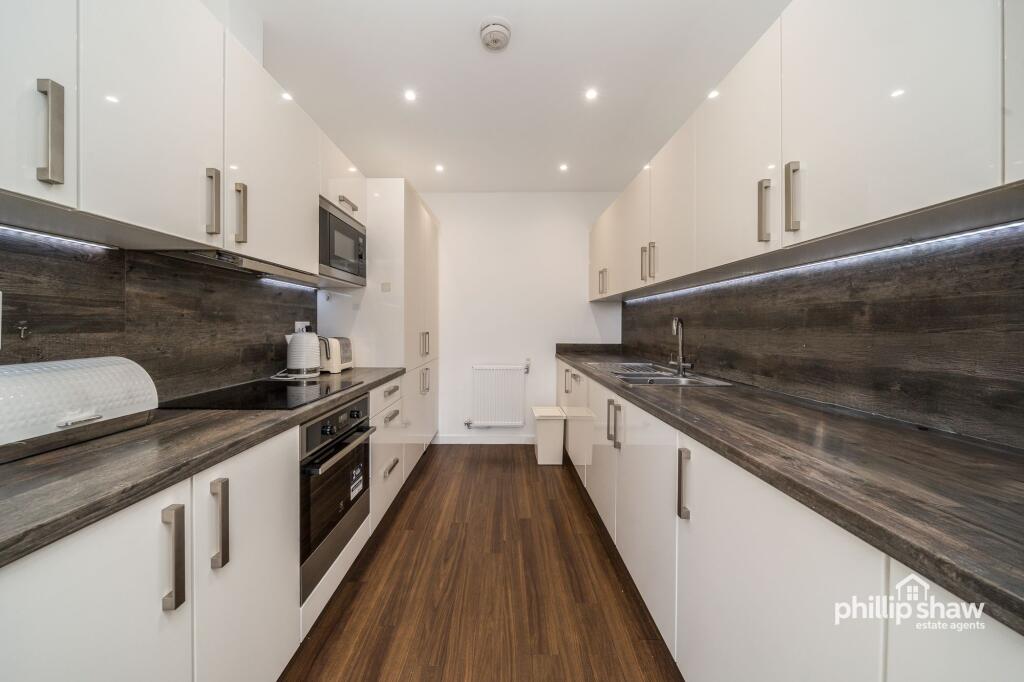 House in Harrow - View 2