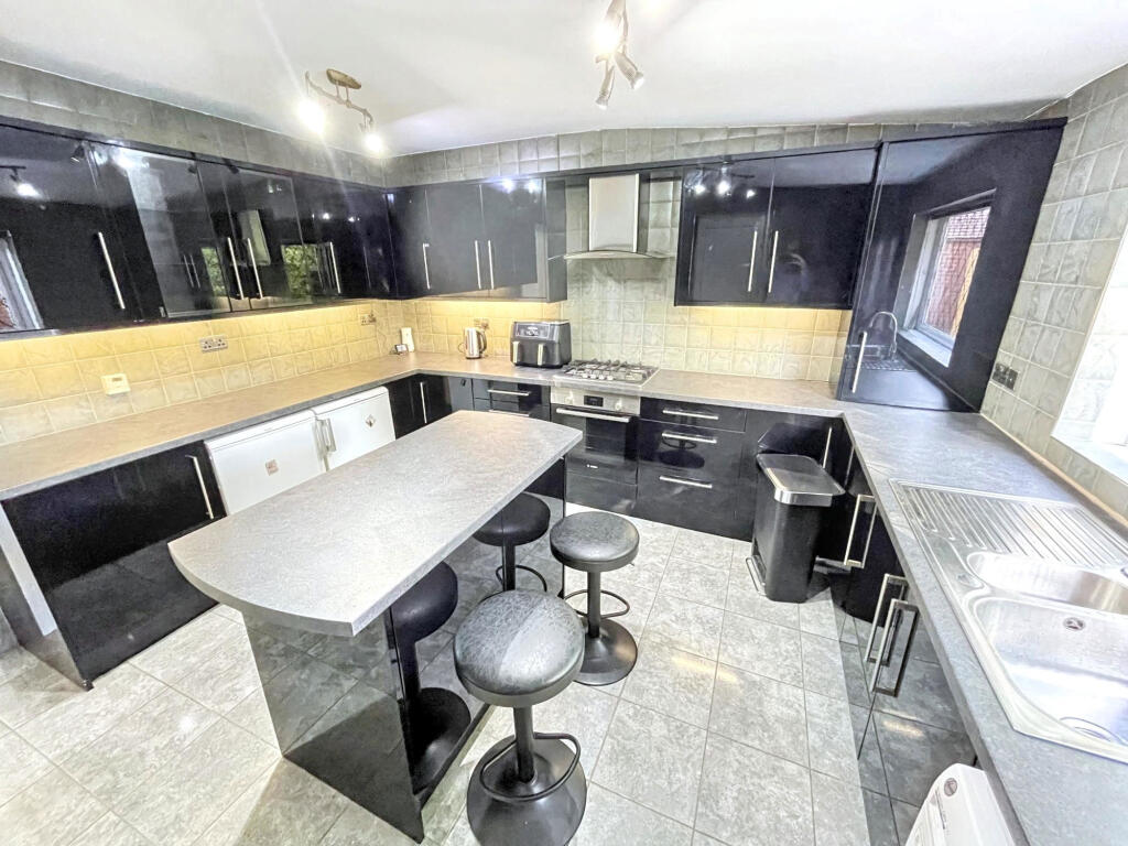House in Newcastle upon Tyne - View 3
