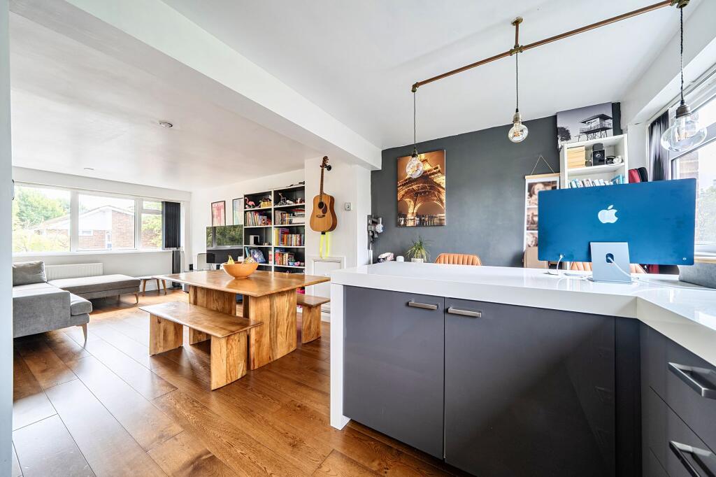 House in Twickenham - View 4