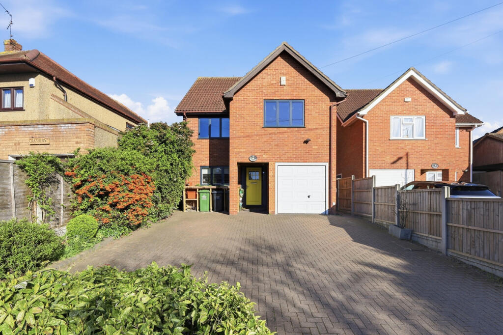 Main image of property: High Road, Laindon, SS15 6