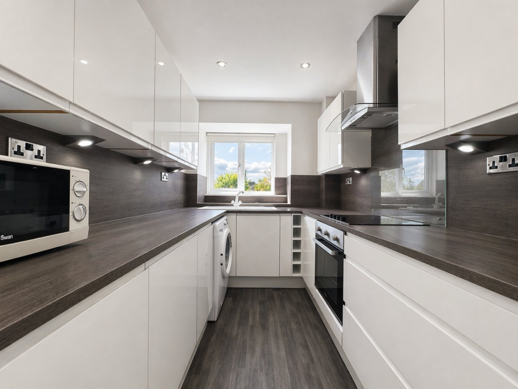 Brooklands Walk, Chelmsford, CM2 - View 5