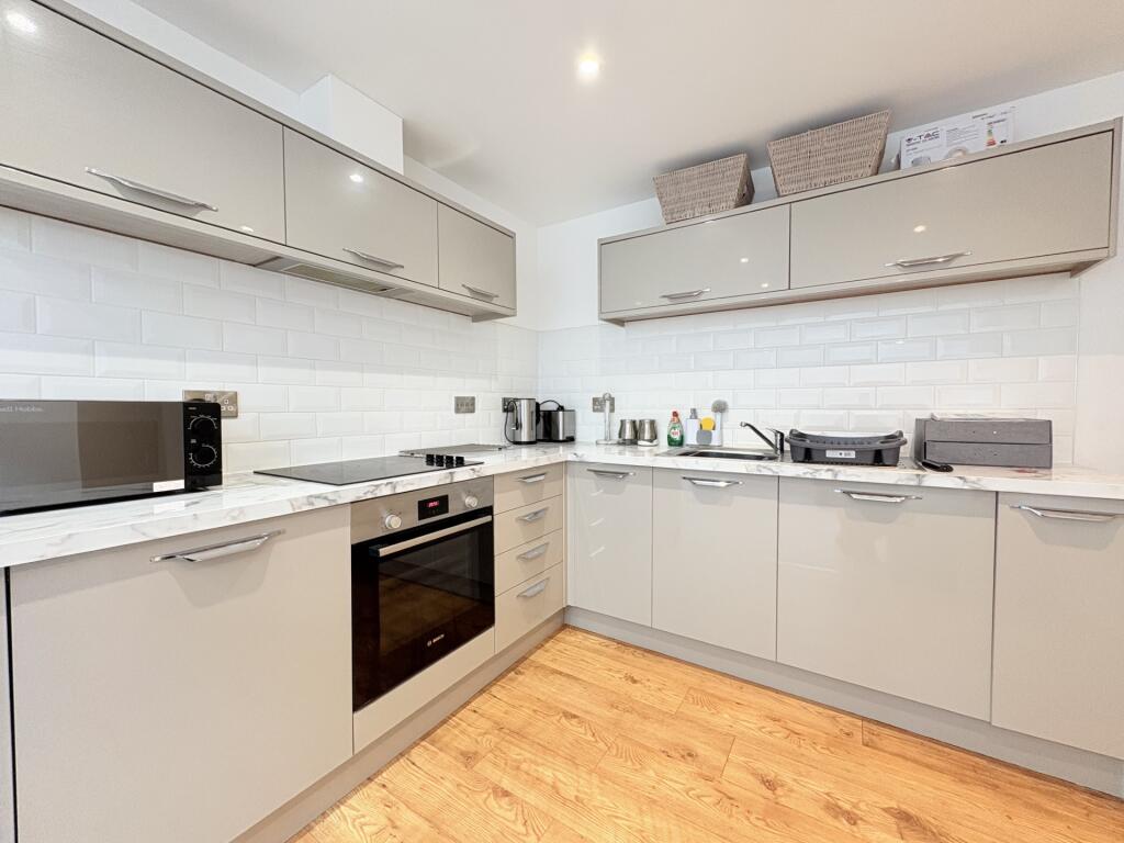 Apartment in Portsmouth - View 5