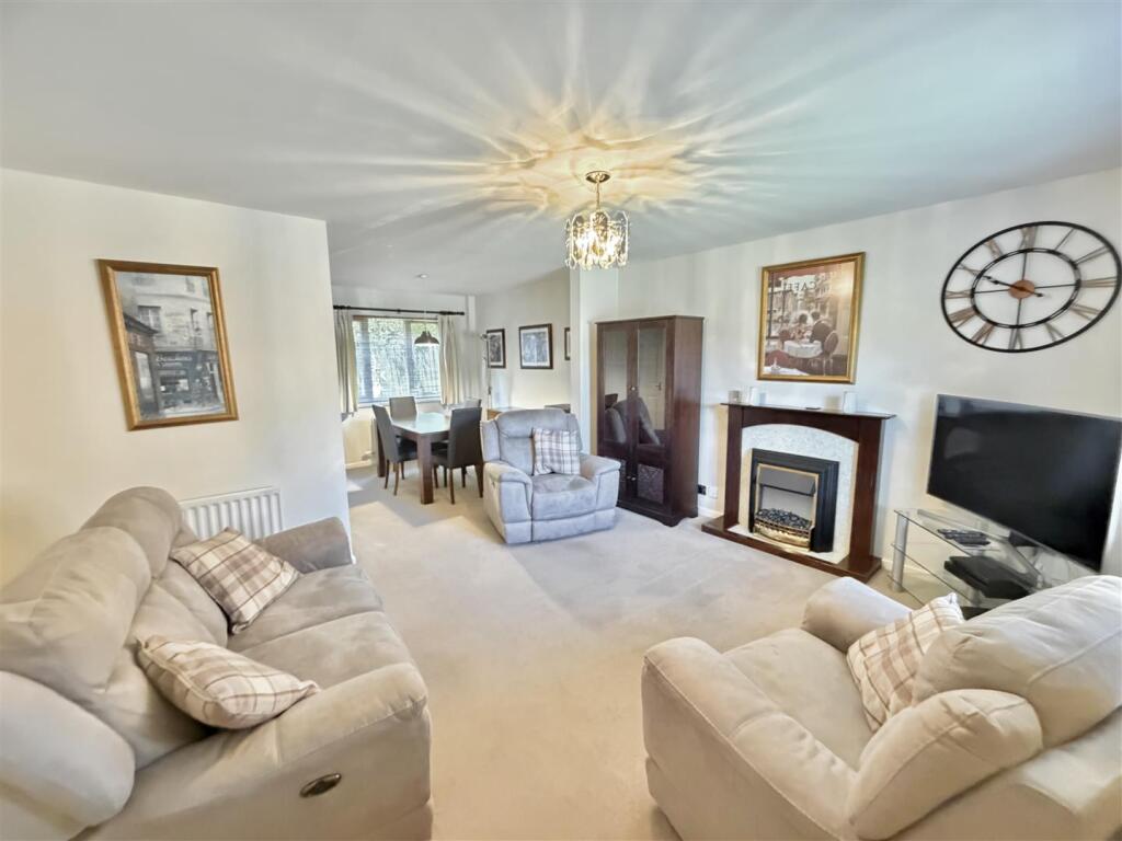 House in Carlisle, Whiteclosegate, Knowefield - View 3