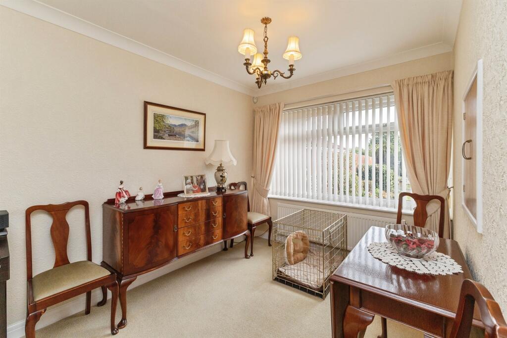 House in Stockton-on-Tees, Elmtree - More