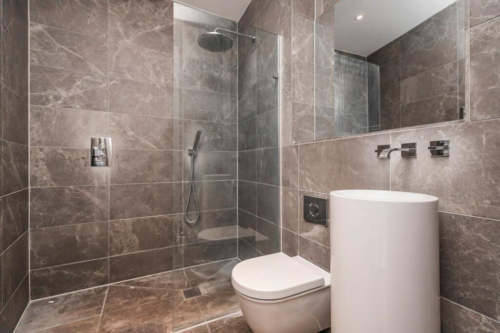 Additional image 16 of Rhode House, The Horseshoe, Sandbanks, Poole, BH13 7RW