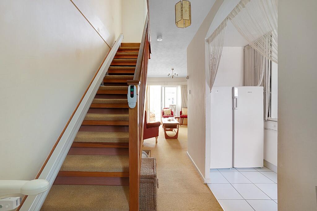 House in Gillingham, Wigmore - More