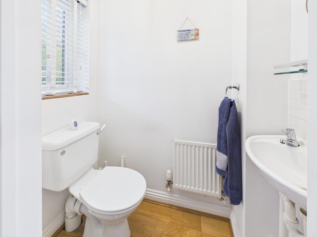 House in Aldermaston, West Berkshire - View 5