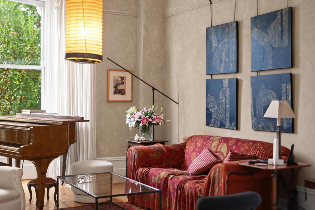 Apartment in London - View 5