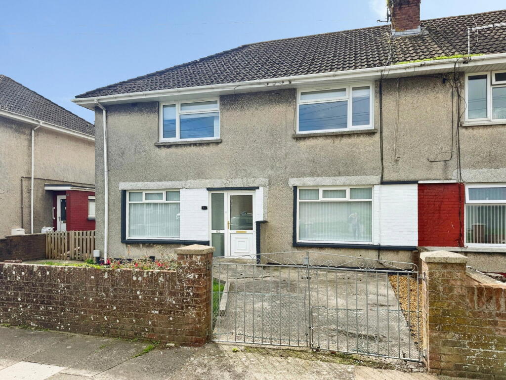 Main image of property: Heol-y-Parc, North Cornelly, Bridgend, CF33 4LY