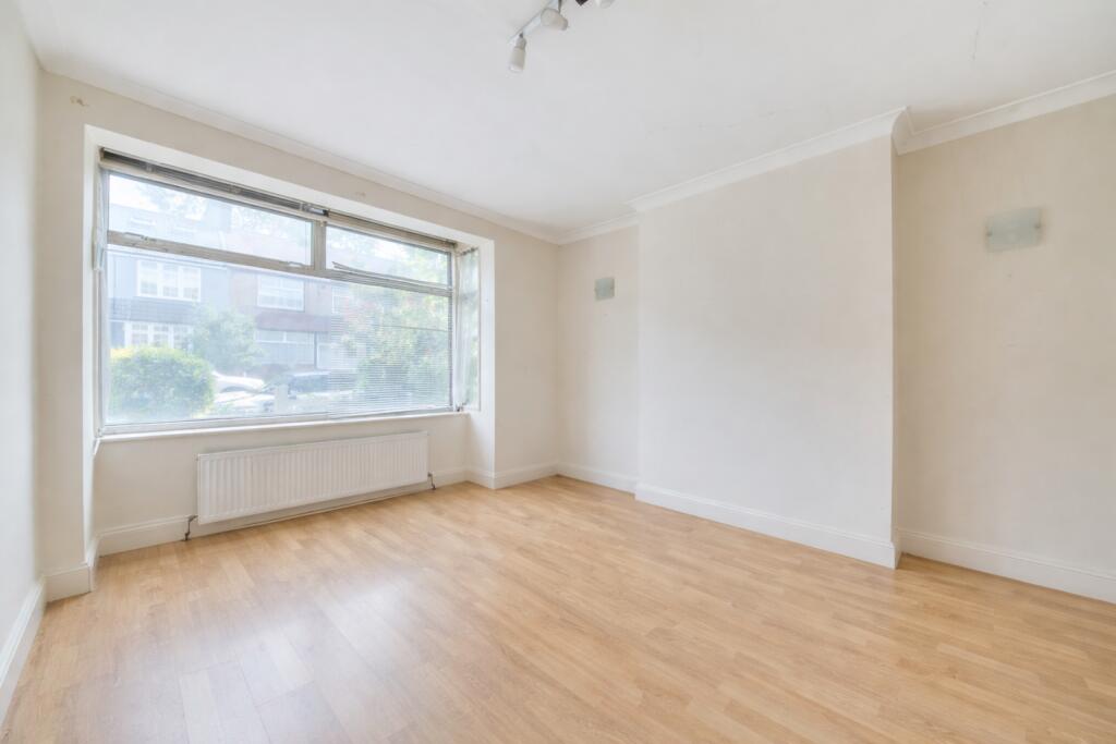 Hill Road, Mitcham, CR4 photo 2