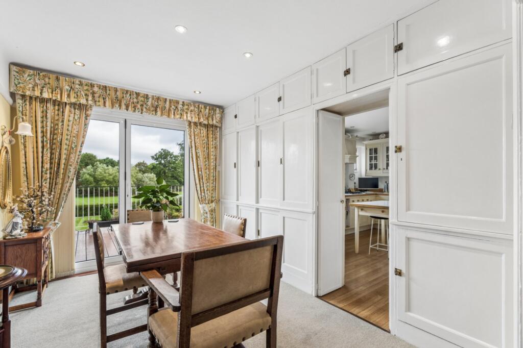 House in Three Rivers, Batchworth - View 4