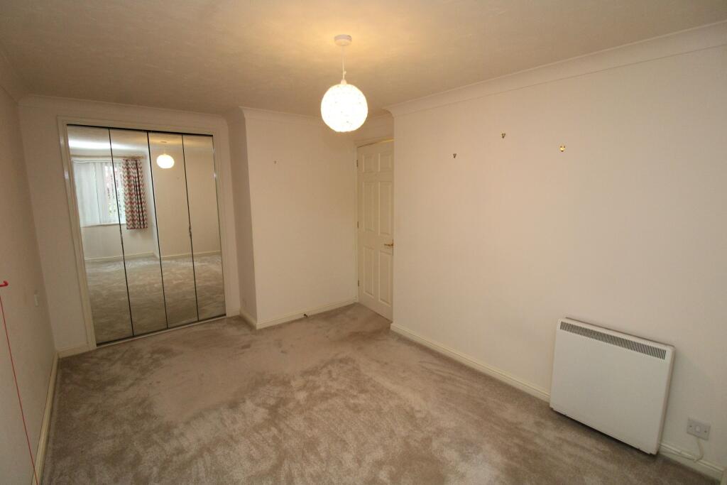Albany Court,  Polsham Park, Paignton photo 3