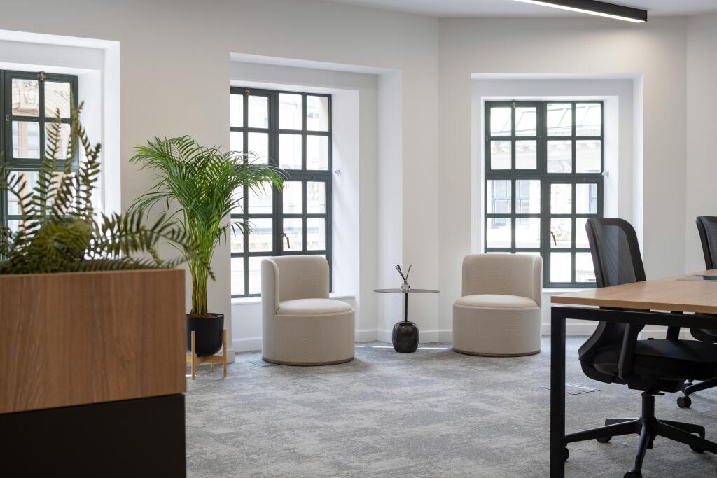 36-38 Cornhill - Interior - 4F 06.jpg