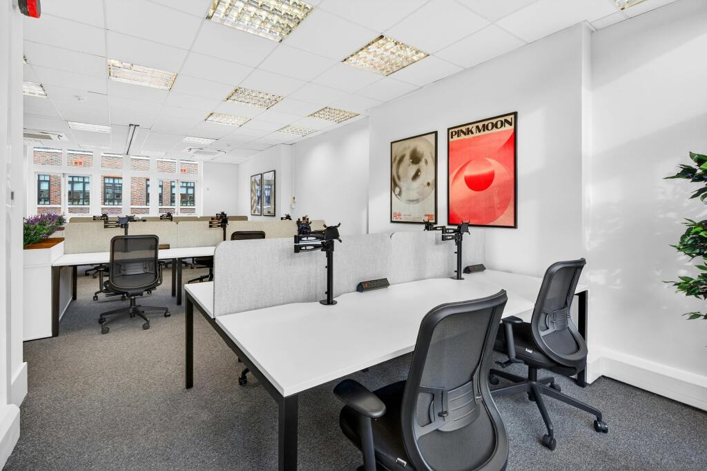 2nd Floor 37-39 Long Acre 4.jpg