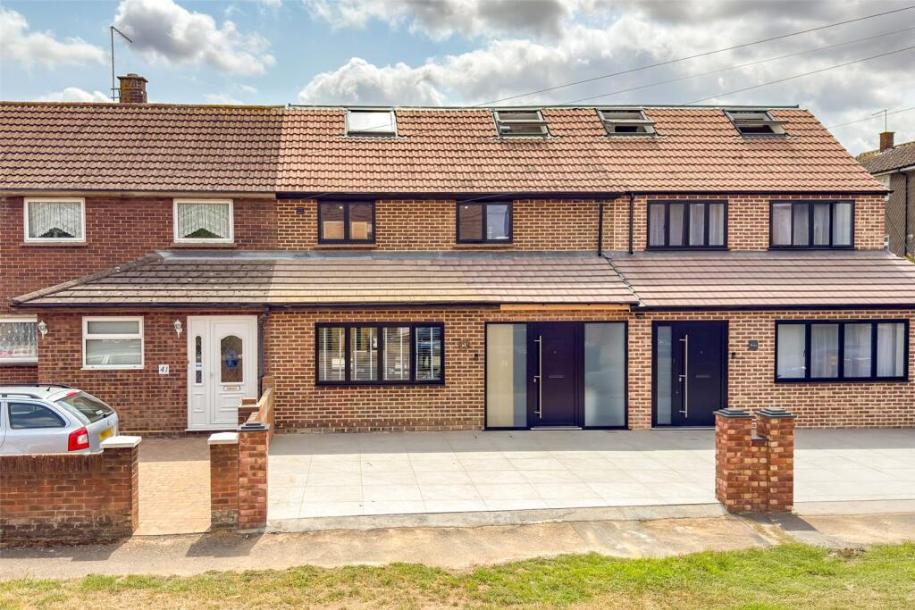 Main image of property: Meadway, Colney Heath, St. Albans, Hertfordshire, AL4
