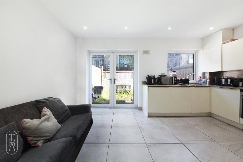 Main image of property: Barnfield Place, London, E14