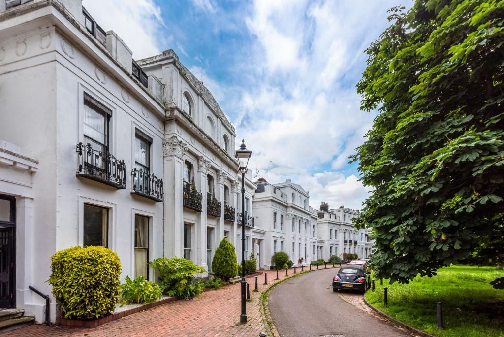 Main image of property: Park Crescent, Worthing, West Sussex, BN11