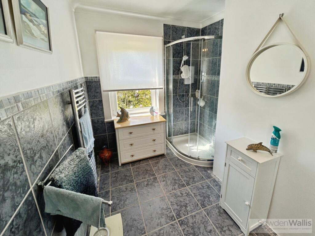 Laburnum Villas, Cliff Road, Stamford photo 4