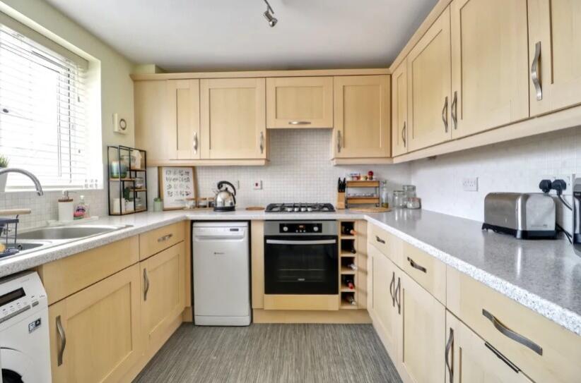 Apartment in Basingstoke and Deane, Chineham - View 5