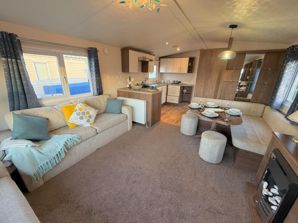 Manor Road, Hunstanton, Norfolk, PE36 photo 4